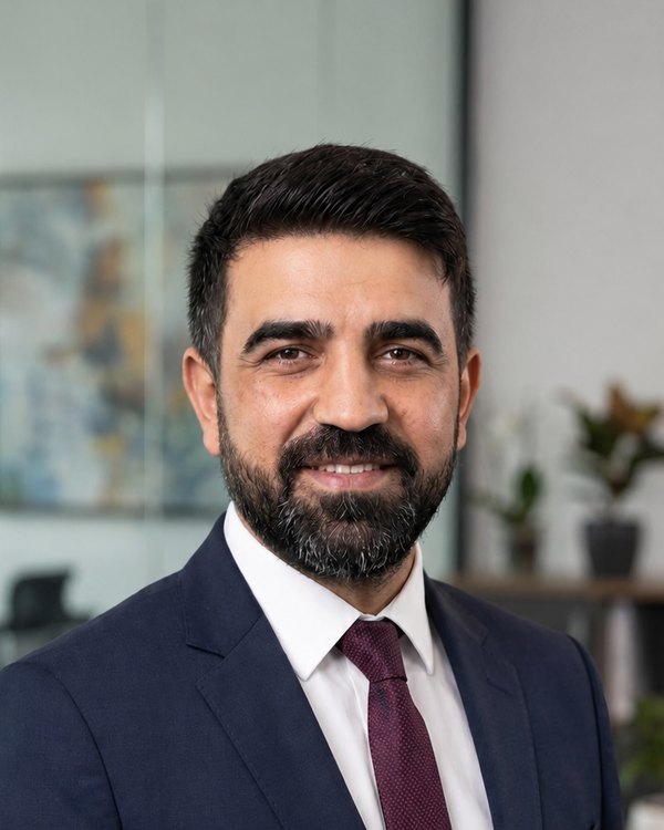 Emin Aldemir — Yönetim Kurulu Üyesi